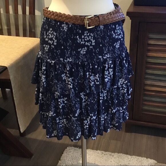 MICHAEL KORS SKIRT SIZE MEDIUM - Picture 1 of 4